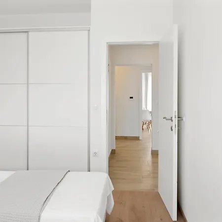 Aaa Anic Amazing Deluxe Appartement Split