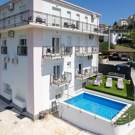 Aaa Anic Amazing Deluxe Appartement *