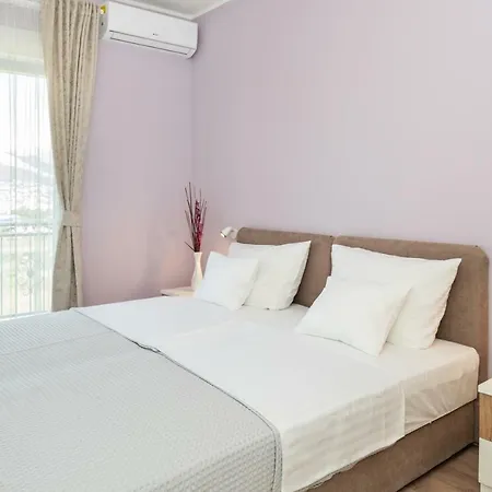 Aaa Anic Amazing Deluxe Appartement *