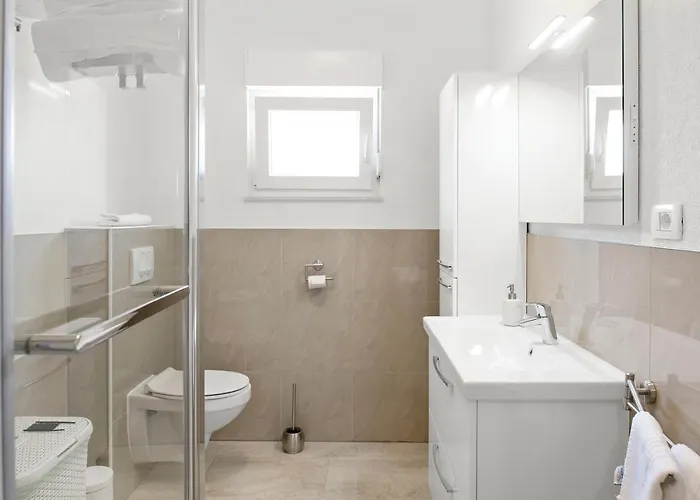 Aaa Anic Amazing Deluxe Appartement *