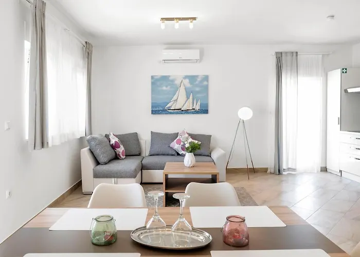 Aaa Anic Amazing Deluxe Appartement
