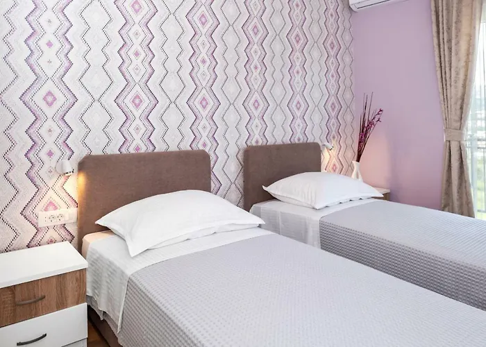 Aaa Anic Amazing Deluxe Appartement *