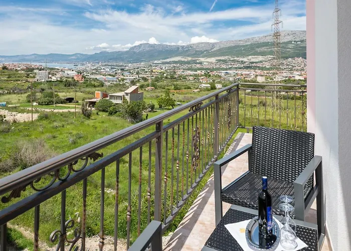 Aaa Anic Amazing Deluxe Appartement Split