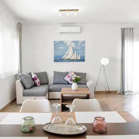 Aaa Anic Amazing Deluxe شقة