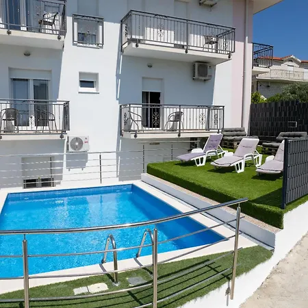 Aaa Anic Amazing Deluxe * سبليت