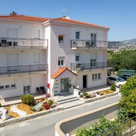 Aaa Anic Amazing Deluxe سبليت