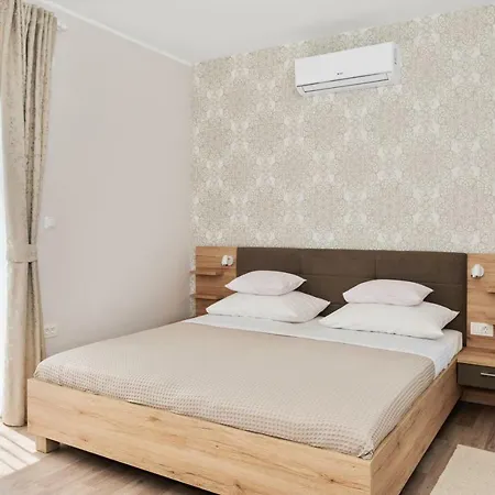 Aaa Anic Amazing Deluxe سبليت